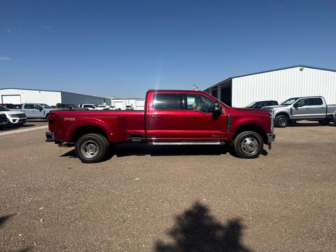 Used 2026 Ford F350 XLT w/ XLT Premium Package AWD/4WD image 8