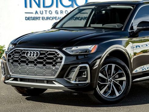 Used 2023 Audi Q5 2.0T Premium Plus w/ Premium Plus Package AWD/4WD image 2