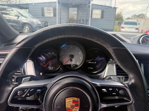 Used 2016 Porsche Macan S image 15