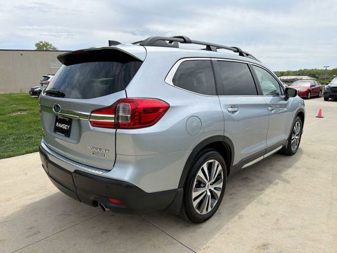 Certified 2022 Subaru Ascent Touring AWD/4WD image 6