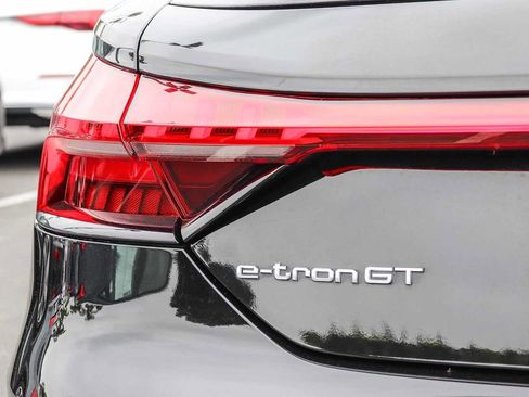 Used 2023 Audi e-tron GT Premium Plus AWD/4WD image 11