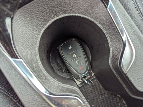 Used 2023 Chevrolet Bolt LT w/ Infotainment Package image 23