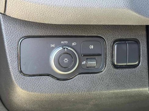 Used 2022 Mercedes-Benz Sprinter 2500 image 25