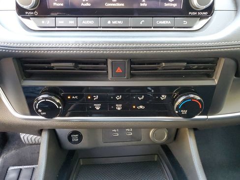 Certified 2024 Nissan Rogue S FWD image 26
