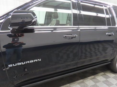 Used 2024 Chevrolet Suburban High Country image 50