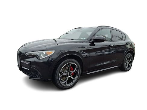 Used 2022 Alfa Romeo Stelvio Veloce image 3