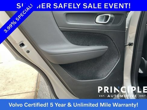 Certified 2023 Volvo C40 Recharge Core AWD/4WD image 31