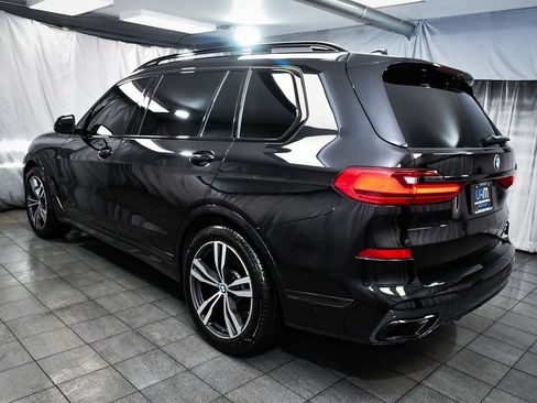 Used 2021 BMW X7 M50i w/ Dynamic Handling Package AWD/4WD image 4