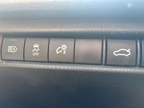 Used 2025 Toyota Camry LE FWD image 14
