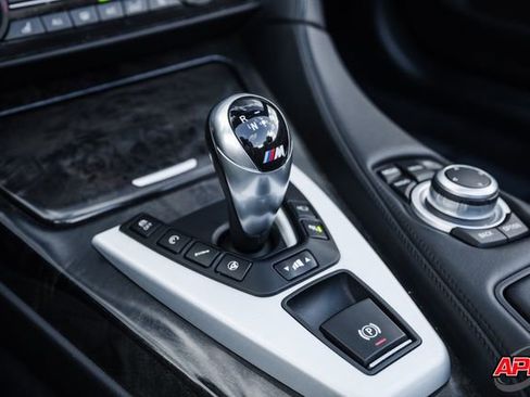Used 2013 BMW M6 Convertible RWD image 16