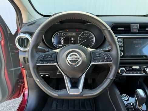 Used 2020 Nissan Versa SR w/ Convenience Package FWD image 17