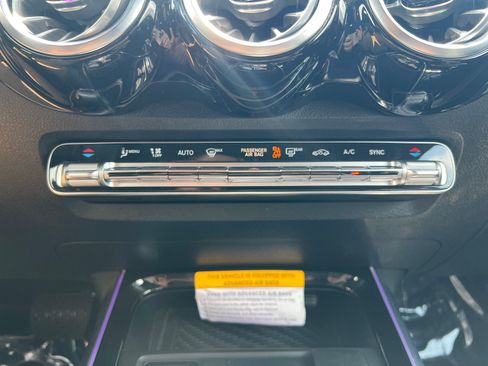 Used 2026 Mercedes-Benz GLB 250 image 29