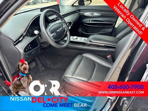 Used 2025 Genesis GV70 2.5T AWD/4WD image 12