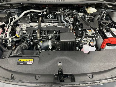 Used 2025 Toyota Corolla SE image 67