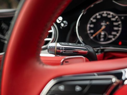 Used 2022 Bentley Continental GT image 23