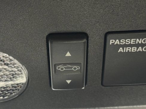 Used 2015 Ford Mustang GT Premium image 37