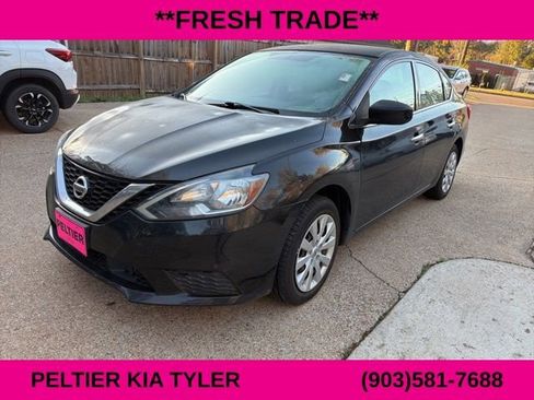 Used 2019 Nissan Sentra S image 3