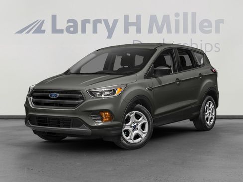 Used 2019 Ford Escape S image 1