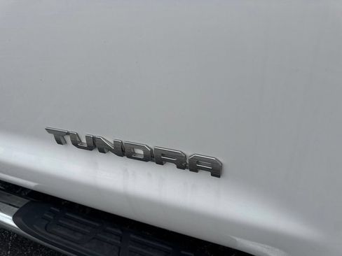 Used 2018 Toyota Tundra Limited AWD/4WD image 43