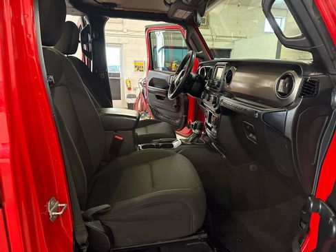 Used 2021 Jeep Wrangler Unlimited Sport image 53