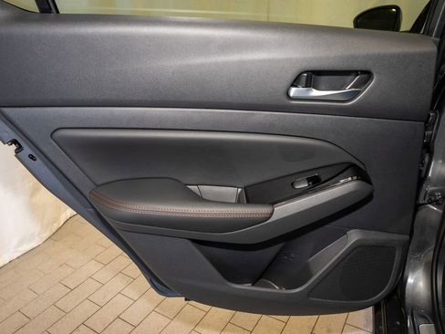 New 2025 Nissan Altima 2.5 SR image 18