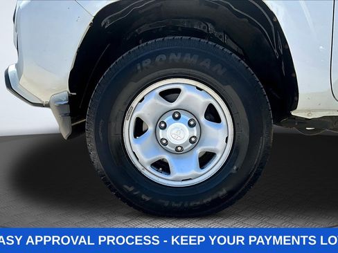 Used 2020 Toyota Tacoma SR w/ SR Convenience Package RWD image 33