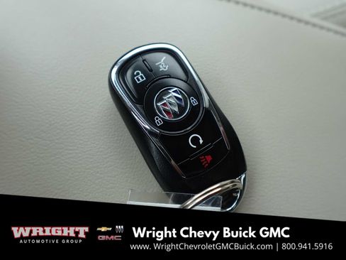 Used 2023 Buick Enclave Essence image 35