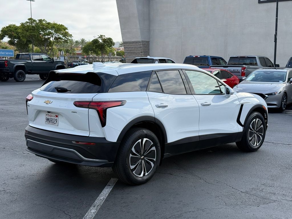 Used 2024 Chevrolet Blazer EV LT AWD/4WD image 7