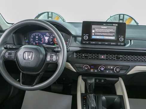 Used 2024 Honda Accord LX image 17