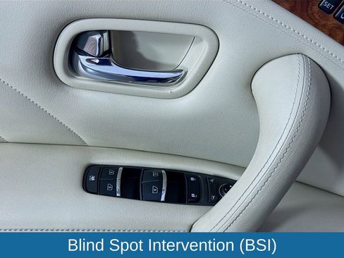 Used 2017 INFINITI QX80 2WD w/ Deluxe Technology Package image 23