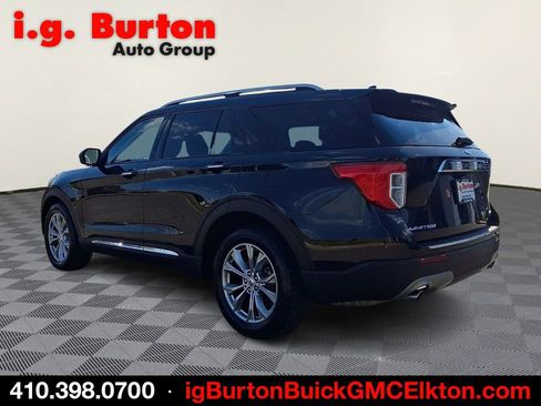 Used 2023 Ford Explorer Limited AWD/4WD image 4