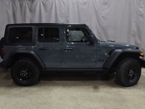Used 2024 Jeep Wrangler Unlimited Sport AWD/4WD image 3