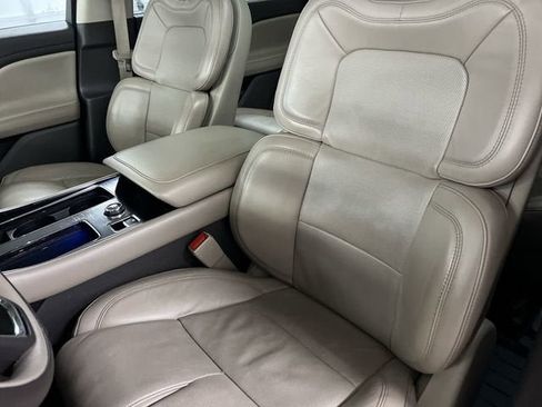 Used 2021 Lincoln Aviator Reserve w/ Equipment Group 202A AWD/4WD image 20