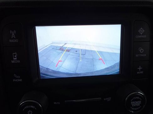 Used 2018 Jeep Wrangler Unlimited Sport image 27