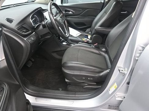 Used 2018 Buick Encore Preferred AWD/4WD image 13