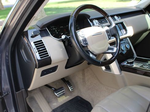 Used 2016 Land Rover Range Rover Supercharged AWD/4WD image 7