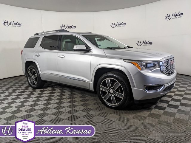 Used 2017 GMC Acadia Denali w/ Technology Package AWD/4WD image 1