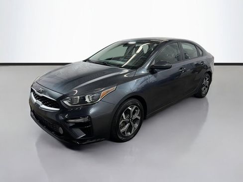 Used 2020 Kia Forte LXS FWD image 5