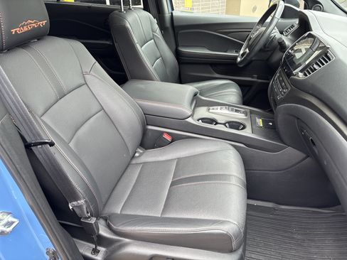 Used 2024 Honda Passport TrailSport image 33