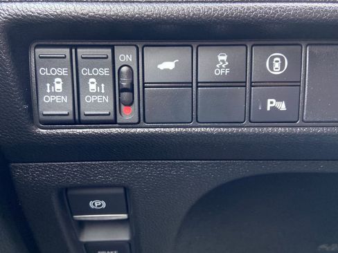 Used 2023 Honda Odyssey Elite image 34