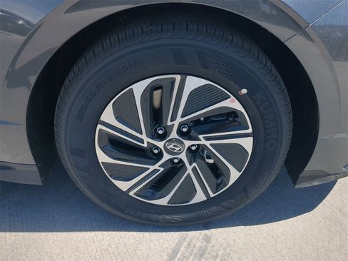 New 2026 Hyundai Sonata Blue image 9