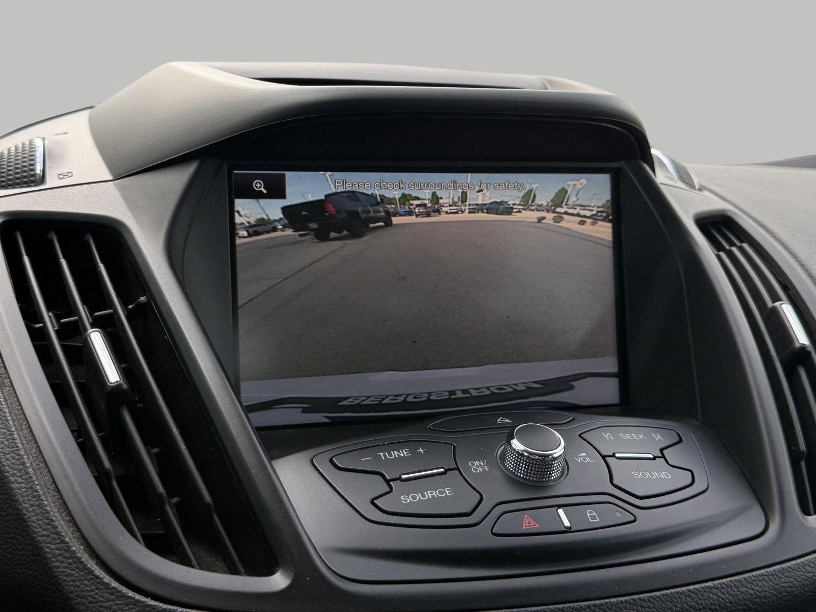 Used 2015 Ford Escape SE w/ Equipment Group 201A FWD image 35