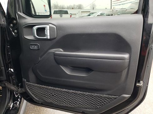 Used 2021 Jeep Wrangler Unlimited Rubicon image 45