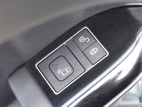 Used 2020 Land Rover Range Rover Sport HSE Dynamic image 38