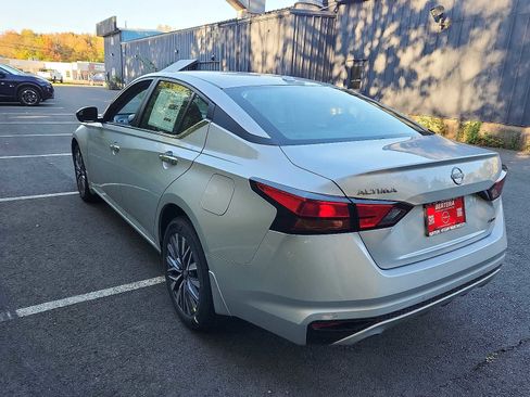 New 2025 Nissan Altima 2.5 SV w/ SV Premium Package image 6