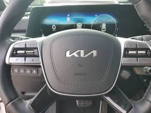 Certified 2025 Kia Telluride SX Prestige X-Line AWD/4WD image 23