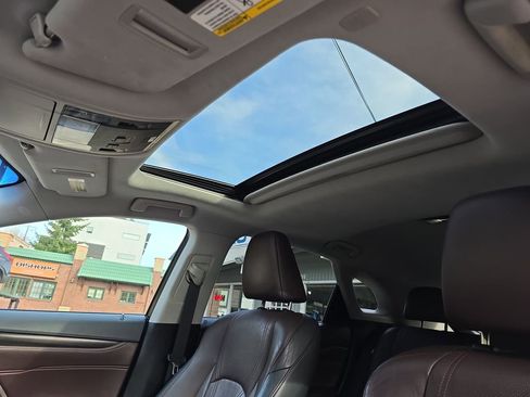 Used 2019 Lexus RX 350 AWD w/ Navigation Package image 22