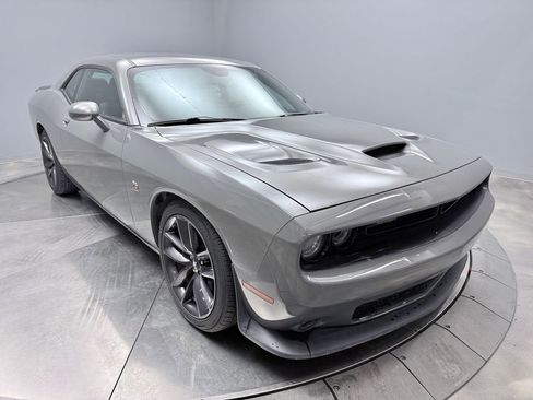 Used 2019 Dodge Challenger R/T Scat Pack image 3