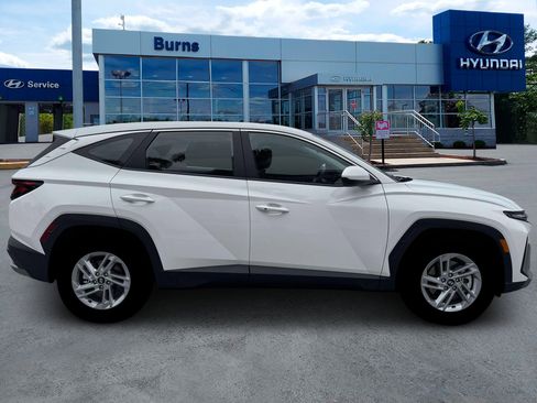 Used 2026 Hyundai Tucson SE FWD image 9