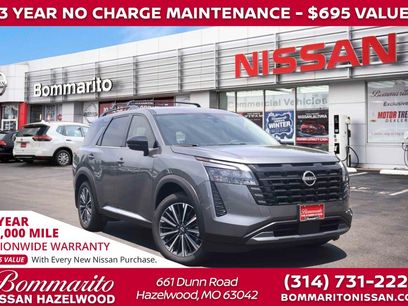 New 2026 Nissan Pathfinder Platinum w/ Cargo Package